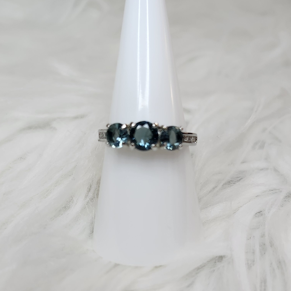 Lab Created London Blue Sapphire Ring on Rhodium Plating Size 8 - Picture 7 of 8